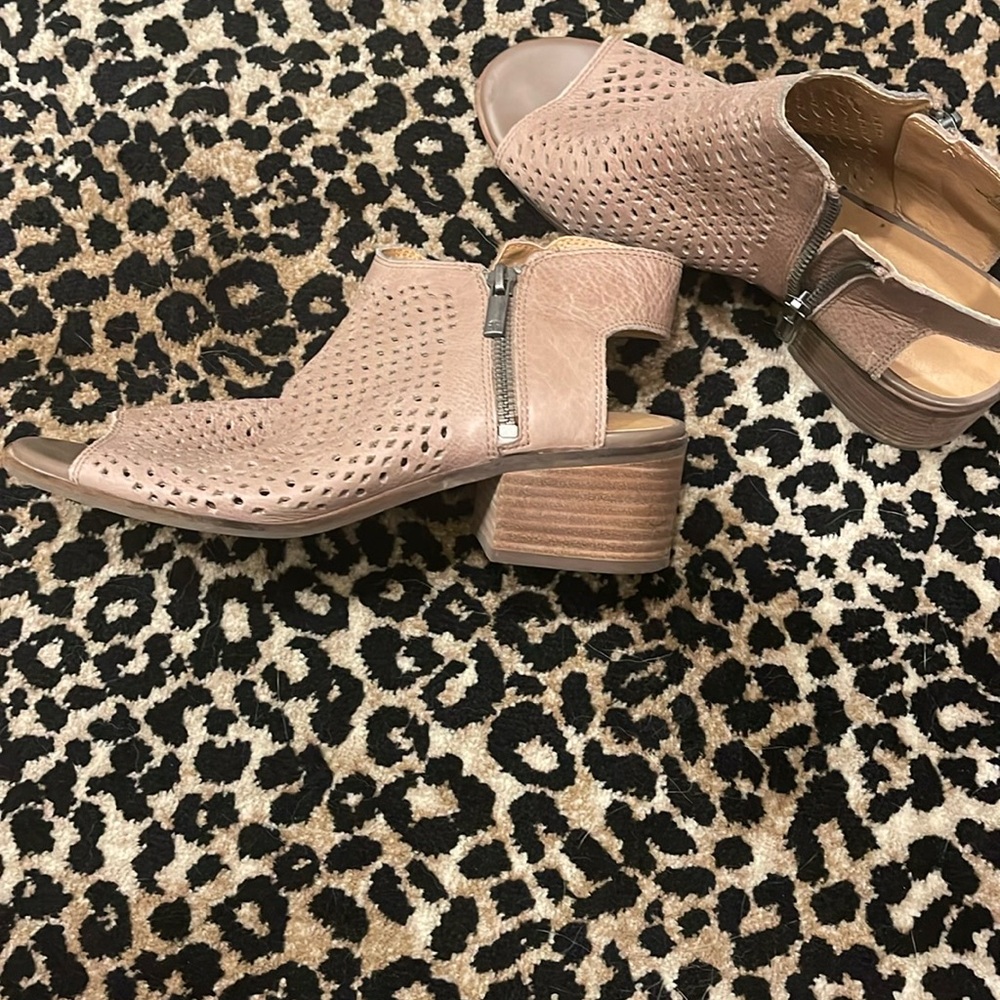 Women's Tan Peep-Toe Ankle Boots